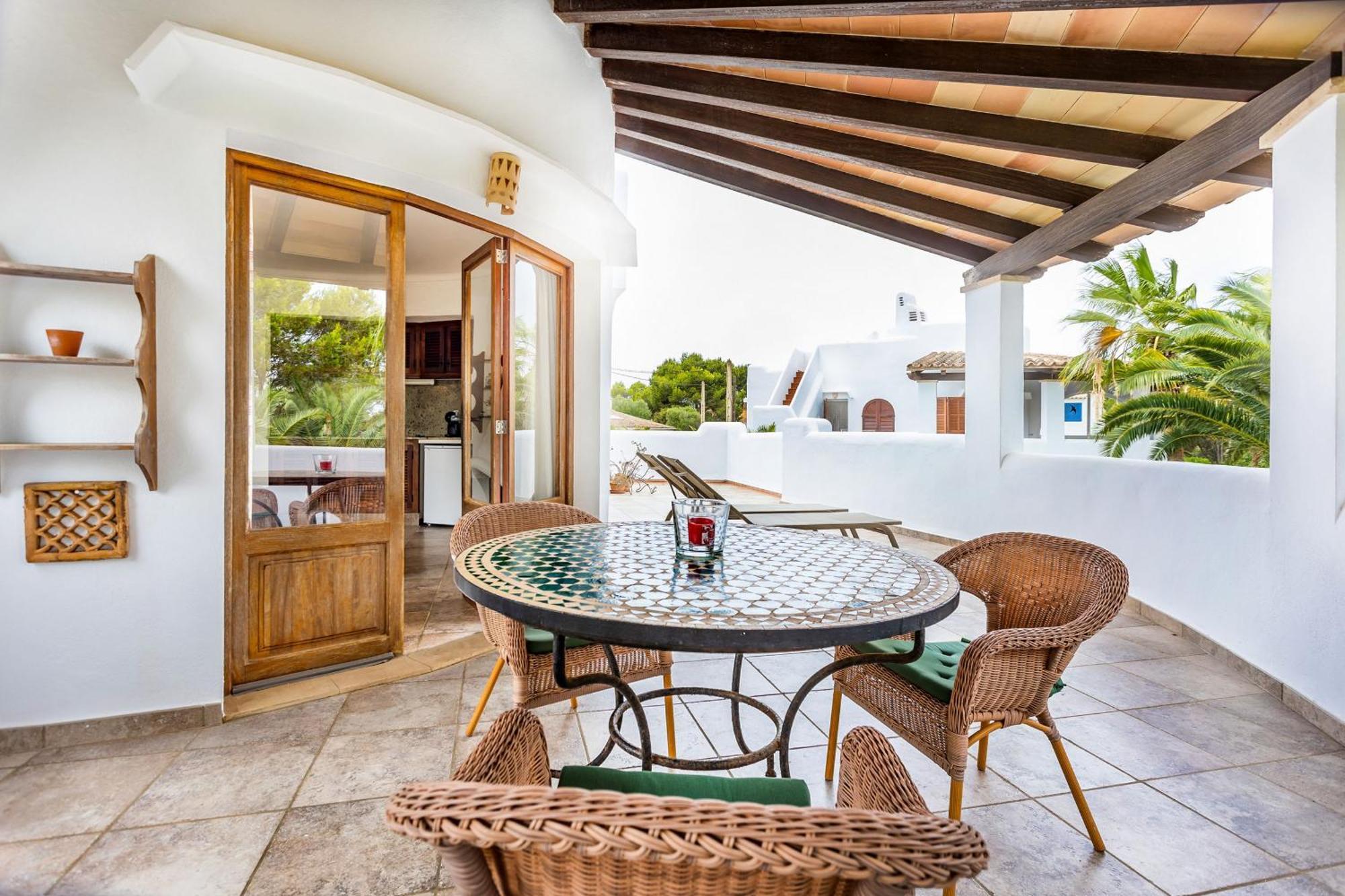 Oasis Cala With Shared Pool Apartment Santanyí